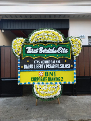 Papan Bunga Duka di Kakas Barat